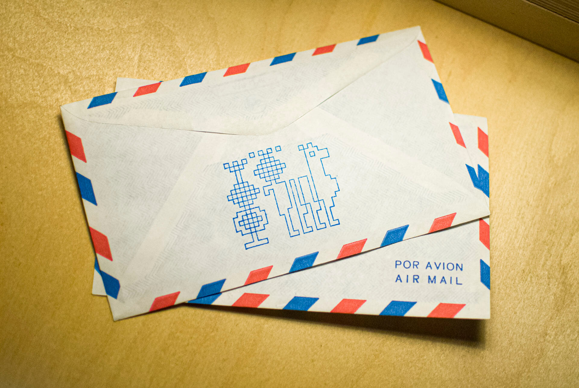 studio-malagon-pico-picante-envelope-01