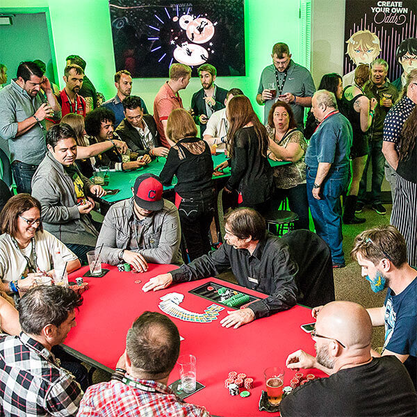 studio-malagon-green-room-3column-crowd-02